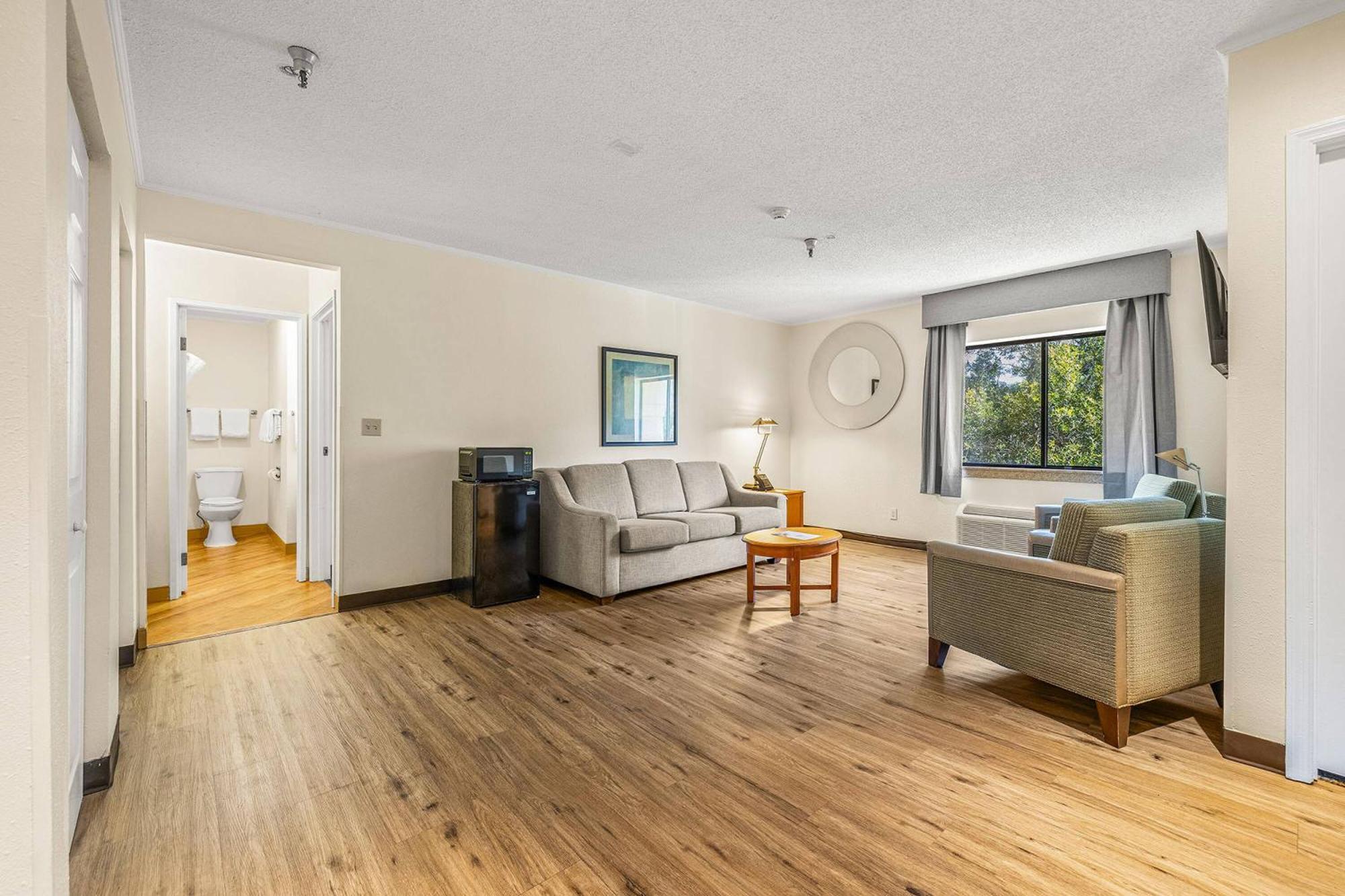 מלון La Quinta By Wyndham Tampa Brandon West מראה חיצוני תמונה